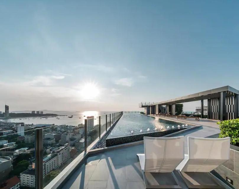 The Base Central Pattaya 2Bed King&Queen Sky Seaview & Infinity Pool Exterior photo