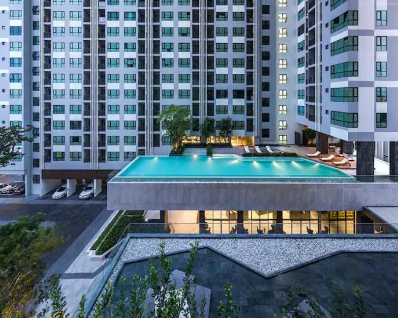 The Base Central Pattaya 2Bed King&Queen Sky Seaview & Infinity Pool Exterior photo