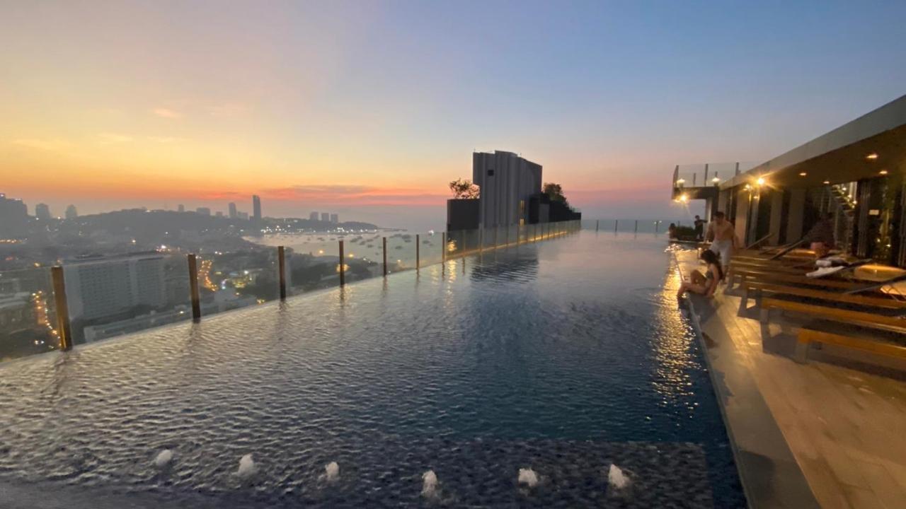 The Base Central Pattaya 2Bed King&Queen Sky Seaview & Infinity Pool Exterior photo